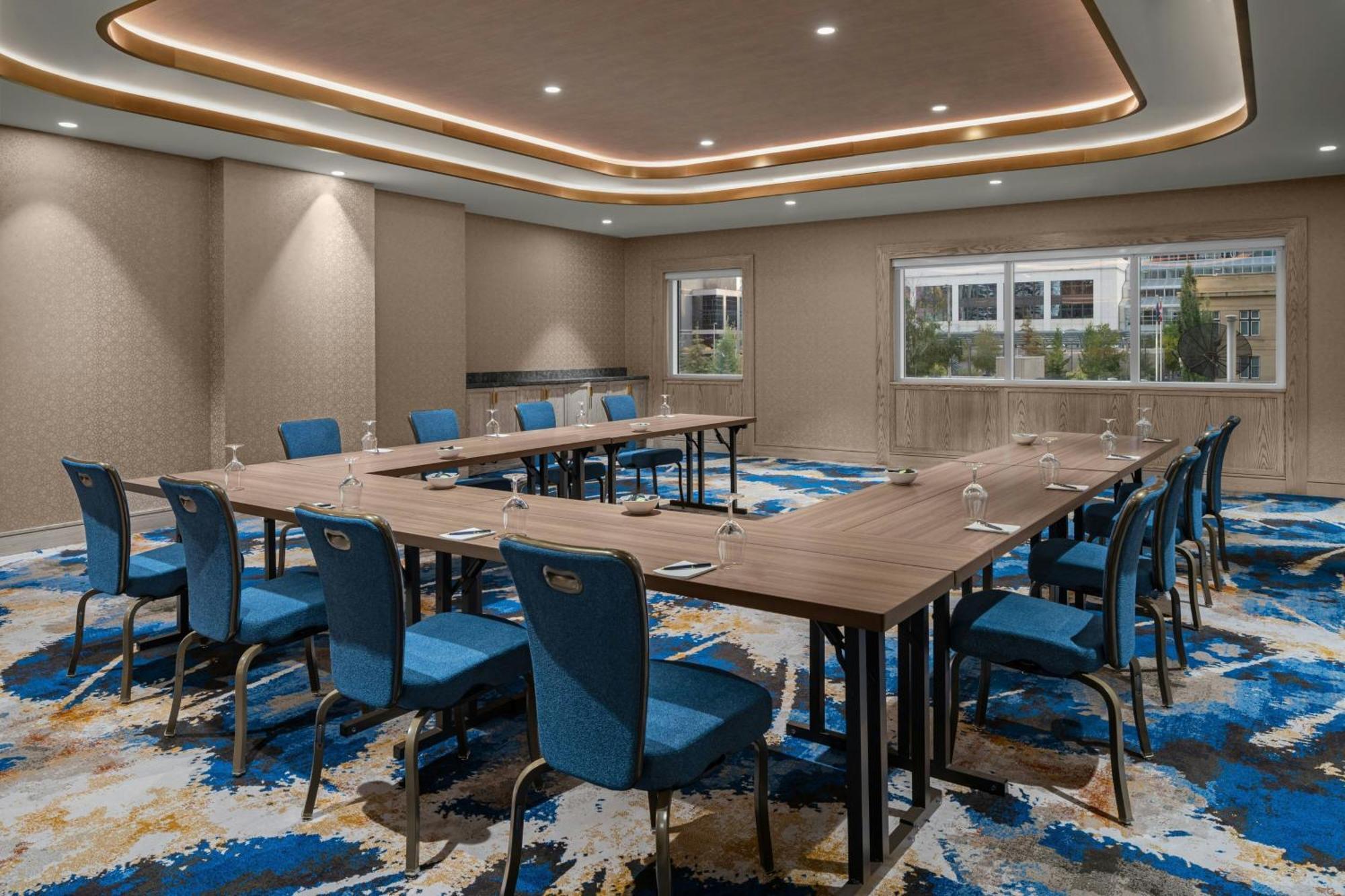 The Dorian, Autograph Collection Hotel Calgary Bagian luar foto